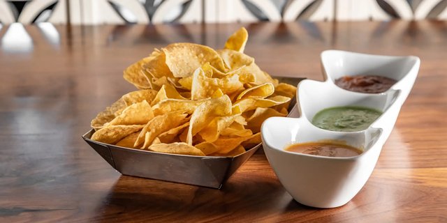 Salsa Trio