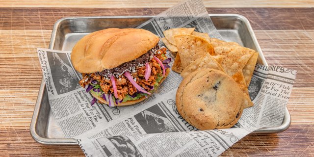 Sir Smashalot (Smashburger) Box Combo