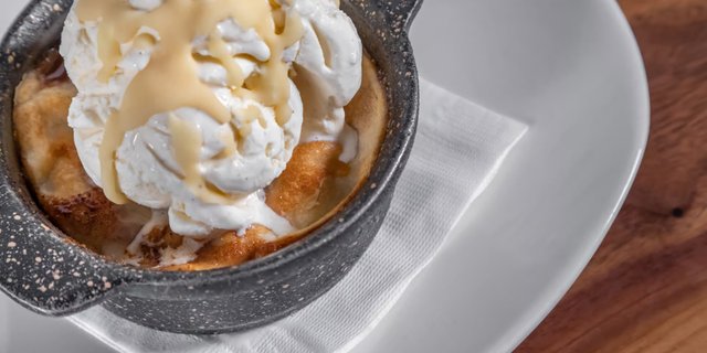 Homemade Peach Cobbler