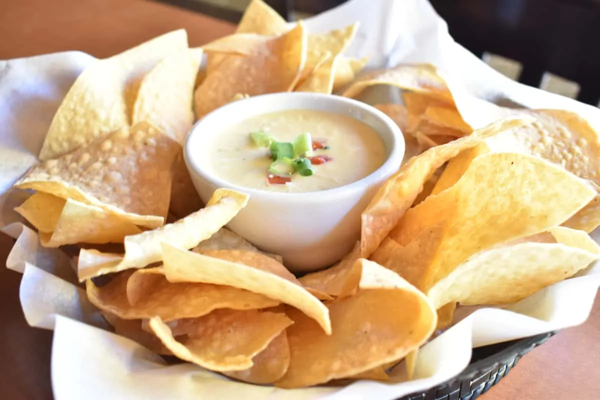 Chips & Queso