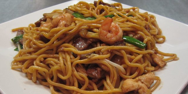 Lo Mein